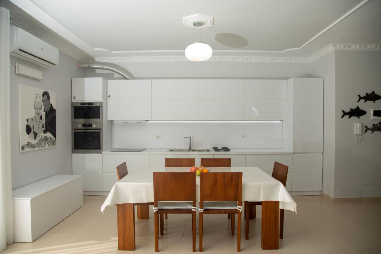 Sky & Sea Viewing Apartment Vlore Bagian luar foto