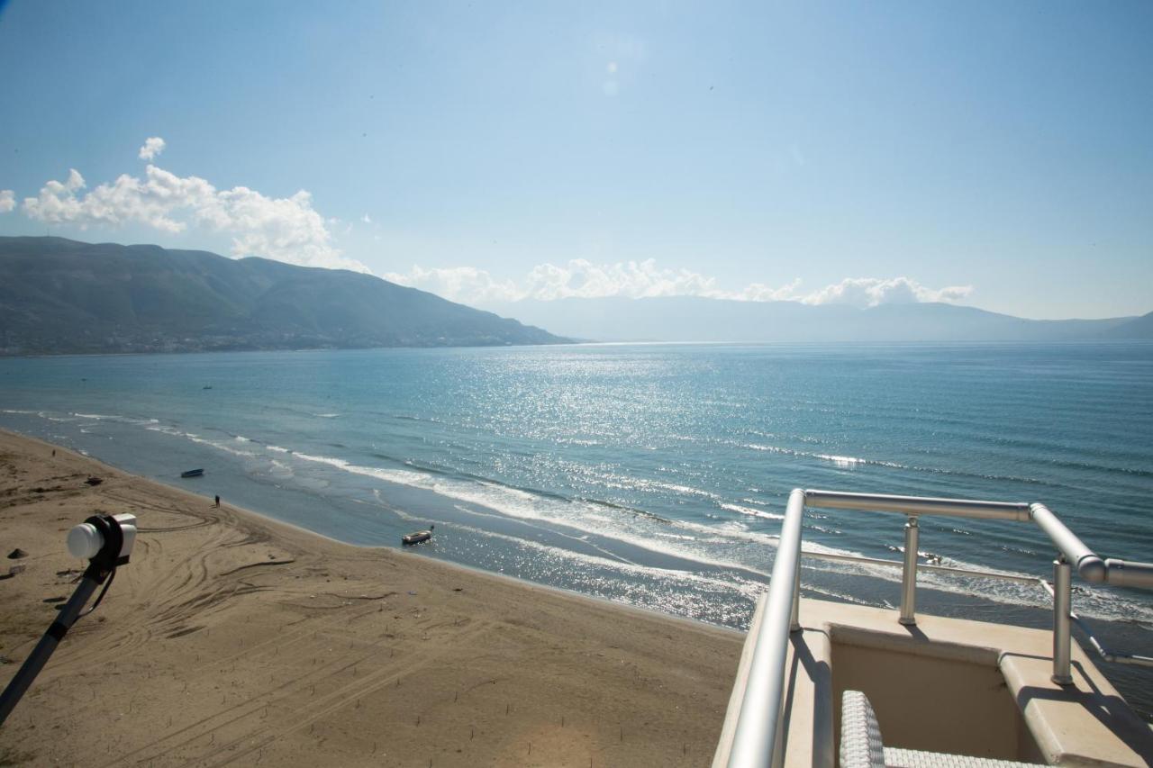 Sky & Sea Viewing Apartment Vlore Bagian luar foto