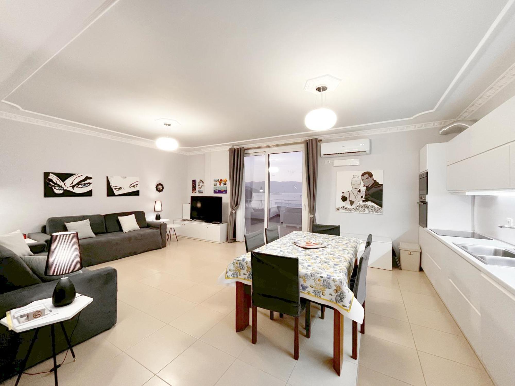 Sky & Sea Viewing Apartment Vlore Bagian luar foto