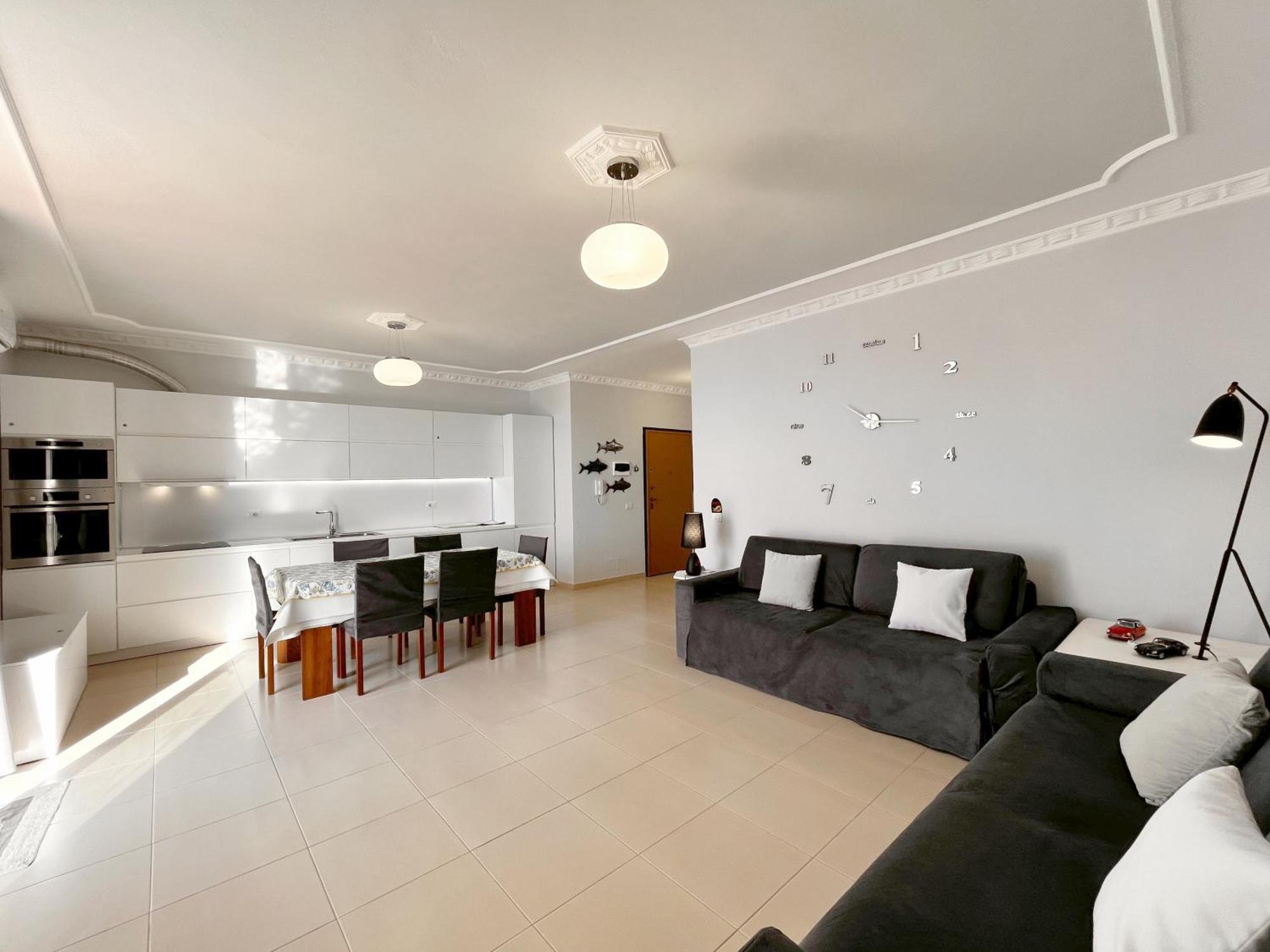 Sky & Sea Viewing Apartment Vlore Bagian luar foto